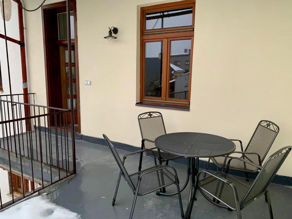 Apartman Na Namesti Kraliky Exterior photo