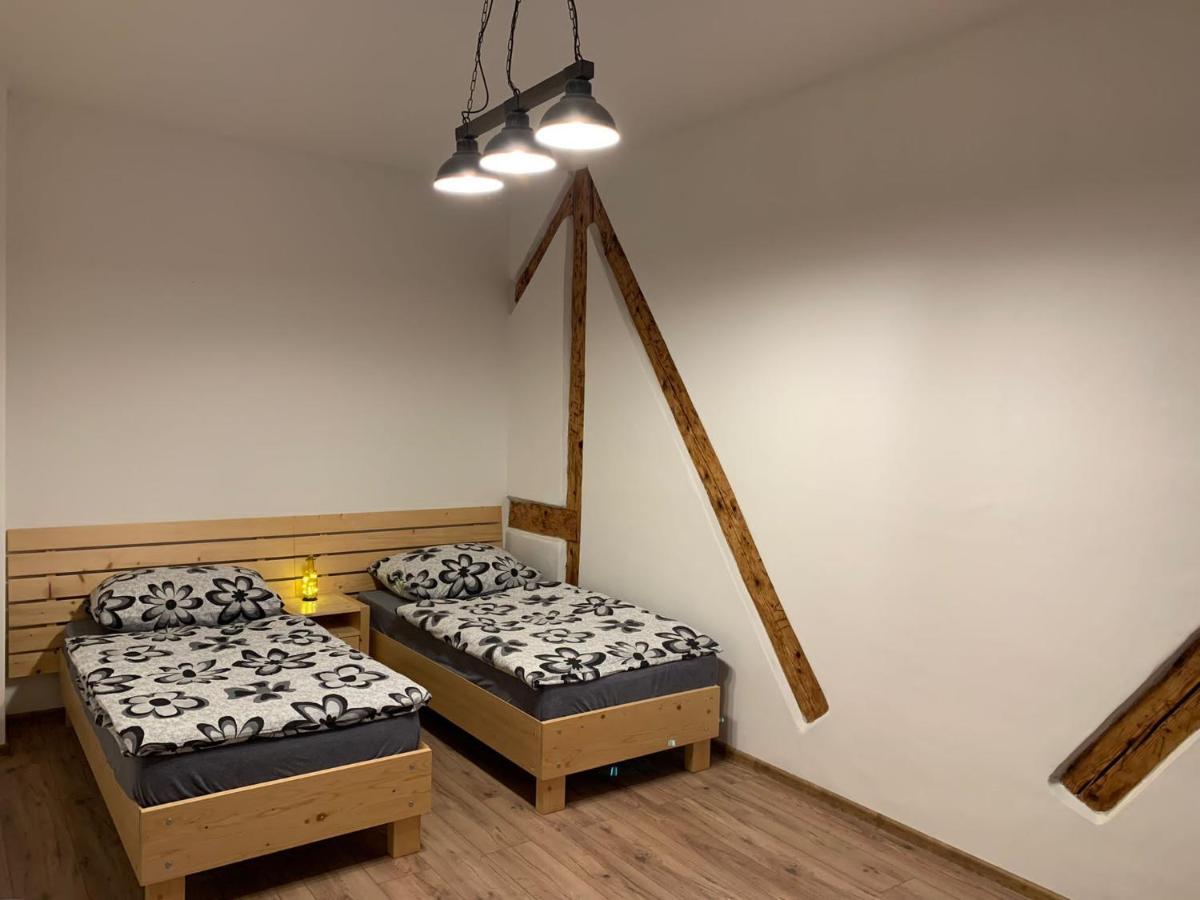 Apartman Na Namesti Kraliky Exterior photo